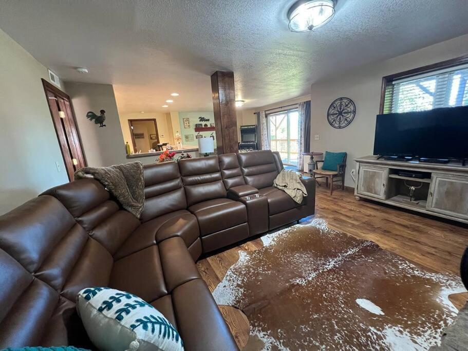 Red Rooster Family Cabin W/Hot Tub+Fire Pit+View Franklin Eksteriør billede